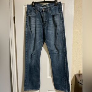 Wrangler Men's Relaxed Fit Blue Jeans